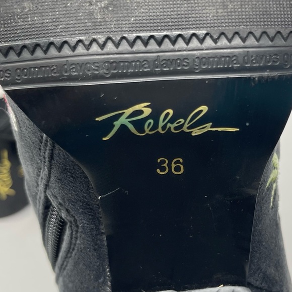 Rebels Boots Womens 36 5.5-6 Histaria Grey Velvet Bird Embroidered Ankle Booties - Picture 8 of 8